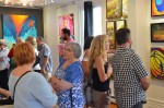 Les artistes et les visiteurs à la Galerie DOSHA