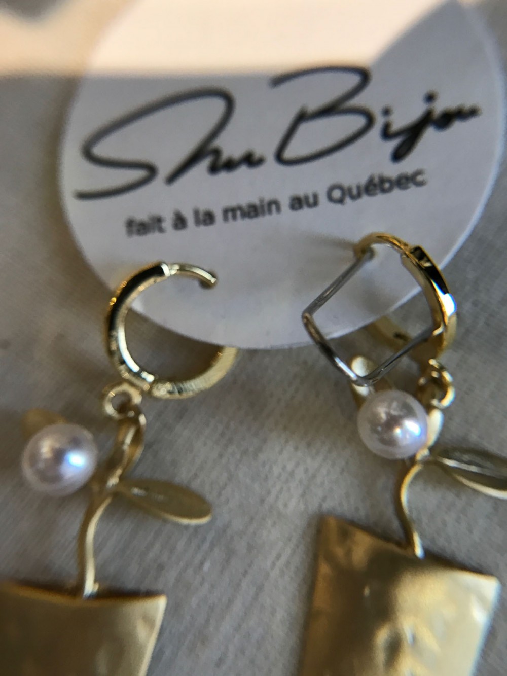 Boucles d'oreilles par Shu Bijou